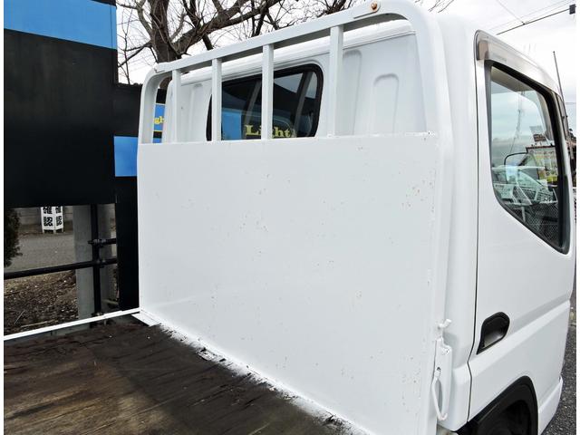 キャンターガッツ ロング全低床ＤＸ　５ＭＴ　載積１．５ｔ　ディーゼル　平ボディ　パワーウィンドウ（13枚目）