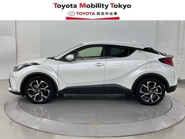 Ｃ－ＨＲ Ｇ　ドライブレコーダー付　衝突軽減　ＥＳＣ　キーレスエントリー　Ｉストップ　ＬＥＤライト　Ｂカメ　盗難防止システム　ワンオ－ナ－　半革シート　オートクルーズコントロール　整備記録簿　スマートキー　ナビ付（3枚目）
