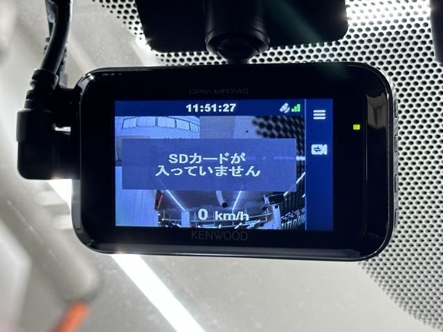 アクア Ｓスタイルブラック　ＡＵＸ端子　ＥＣＯモード　記録簿あり　バックモニタ－　ナビＴＶ　イモビライザー　スマートキープッシュスタート　ＥＴＣ付き　Ｗエアバッグ　キーフリ　メモリーナビゲーション　ドラレコ付き　１セグ　ＡＢＳ（13枚目）
