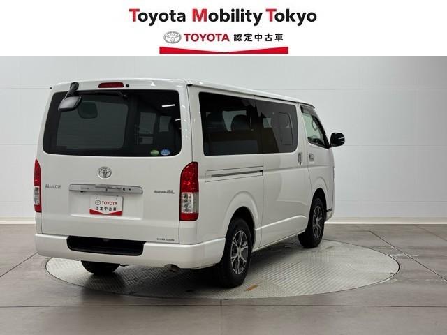 ハイエースバン ロングスーパーＧＬ　リアカメラ　ＳＲＳ　Ｗエアコン　横滑り防止装置付　盗難防止機能　キーレス　スマートエントリー　ＤＶＤ視聴可　アルミホイール　エアコン　パワステ　ナビＴＶ　ドライブレコーダ　ＥＴＣ　ＡＢＳ　メモリーナビ（2枚目）