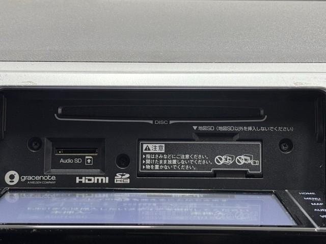 ハイエースバン ロングスーパーＧＬ　リアカメラ　ＳＲＳ　Ｗエアコン　横滑り防止装置付　盗難防止機能　キーレス　スマートエントリー　ＤＶＤ視聴可　アルミホイール　エアコン　パワステ　ナビＴＶ　ドライブレコーダ　ＥＴＣ　ＡＢＳ　メモリーナビ（9枚目）