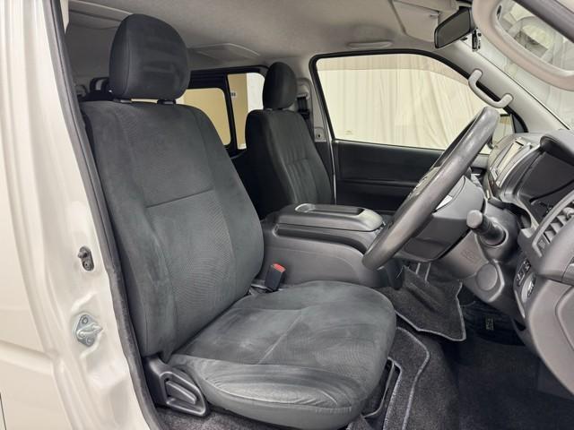 ハイエースバン ロングスーパーＧＬ　リアカメラ　ＳＲＳ　Ｗエアコン　横滑り防止装置付　盗難防止機能　キーレス　スマートエントリー　ＤＶＤ視聴可　アルミホイール　エアコン　パワステ　ナビＴＶ　ドライブレコーダ　ＥＴＣ　ＡＢＳ　メモリーナビ（15枚目）