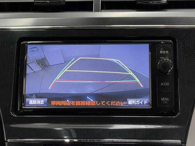 プリウスアルファ G TSS Bモニタ 電動シート 盗難防止装置 AUX エアバッグ ABS 地デジTV Aストップ オートクルーズコントロール ETC付 Wエアバック TVナビ DVD再生機能 キーフリーキー AW(6枚目)
