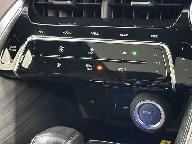 ハリアーハイブリッド Ｚ　レザーパッケージ　パノラマサンルーフ　地デジ　横滑防止　盗難防止システム　Ｂモニター　革　ＬＥＤライト　パワーウィンドウ　クルコン　スマートキ－　助手席エアバック　パワーシート　エアバッグ　点検記録簿　オートエアコン（9枚目）