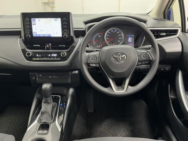 カローラツーリング Ｇ－Ｘ　プラス　ＤＶＤ　衝突軽減ブレーキ　オートクルーズコントロール　ＬＥＤヘッドランプ　スマートキー　ナビ　キーレス　バックカメラ　ミュージックプレイヤー接続可　記録簿　ＥＴＣ　メモリーナビ　オートエアコン　イモビ（4枚目）