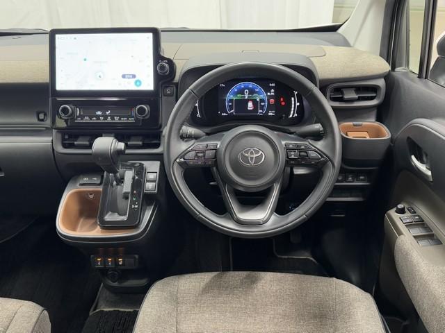 シエンタ Ｚ　Ｗ電動ドア　イモビ　クルーズＣ　ＬＥＤヘッドランプ　アルミ　ＥＴＣ　Ｓキー　横滑り防止機能　メモリーナビ　パワーウィンドウ　記録簿　エアバック　ＡＢＳ　ドラレコ　カーテンエアバック　ウォークスルー（4枚目）