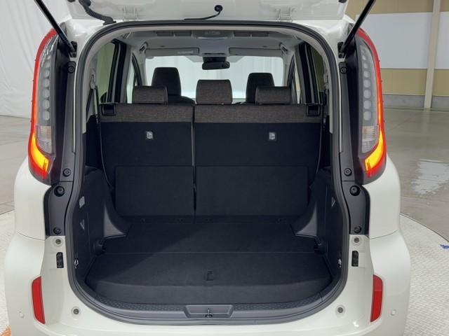 シエンタ Ｚ　Ｗ電動ドア　イモビ　クルーズＣ　ＬＥＤヘッドランプ　アルミ　ＥＴＣ　Ｓキー　横滑り防止機能　メモリーナビ　パワーウィンドウ　記録簿　エアバック　ＡＢＳ　ドラレコ　カーテンエアバック　ウォークスルー（17枚目）