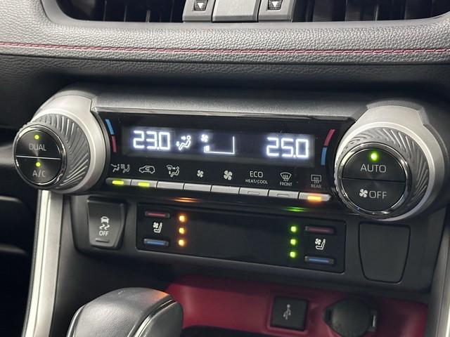 ＲＡＶ４ アドベンチャー　オフロードパッケージ　パワーウインドウ　ＡＡＣ　アルミホイール　記録簿付　キーフリー　ＬＥＤランプ　クルコン　スマートキ　ミュージックプレイヤー接続可　メモリナビ　運転席パワーシート　地デジ　横滑り防止装置　ＡＢＳ　ＰＳ（9枚目）