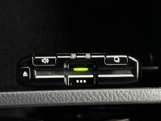 とっても便利なＥＴＣを装備しています。　ＥＴＣを利用して、高速道路を楽々ドライブしましょう。　渋滞緩和にも繋がってエコ！？にも繋がります。