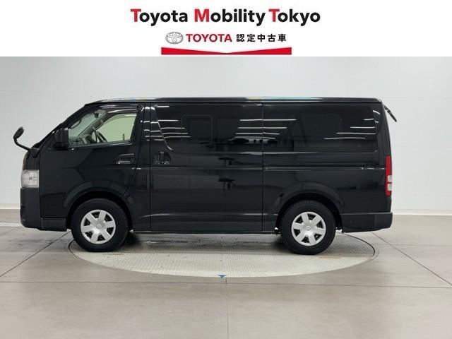 ハイエースバン ＤＸ　プリクラッシュセーフティ　メンテナンスノート　エアバック　リモコンキー　ワンオーナー　パワーステアリング　セキュリティーアラーム　ミュージックプレイヤー接続可　３列シート　メモリナビ　ナビ＆ＴＶ（3枚目）