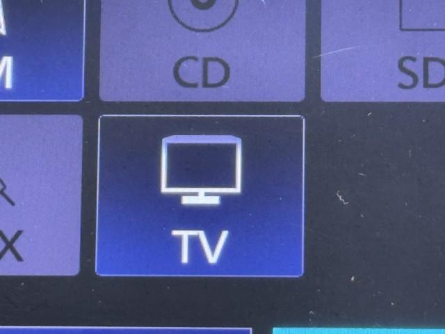 ハイエースバン ＤＸ　プリクラッシュセーフティ　メンテナンスノート　エアバック　リモコンキー　ワンオーナー　パワーステアリング　セキュリティーアラーム　ミュージックプレイヤー接続可　３列シート　メモリナビ　ナビ＆ＴＶ（7枚目）