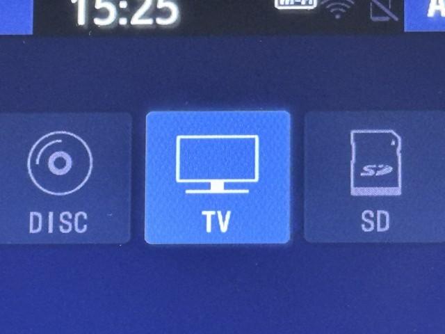 ヴィッツ ハイブリッドＦ　セーフティーエディションＩＩ　ワンオーナ　バックモニタ　衝突軽減　エアバッグ　スマートキ　ＥＳＣ　オートエアコン　ＤＶＤ再生可　ミュージックプレイヤー接続可　盗難防止装置　アイドリングストップ　ドライブレコーダー　フルセグＴＶ（7枚目）