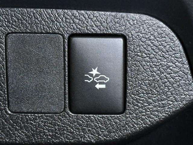 ヴィッツ ハイブリッドＦ　セーフティーエディションＩＩ　ワンオーナ　バックモニタ　衝突軽減　エアバッグ　スマートキ　ＥＳＣ　オートエアコン　ＤＶＤ再生可　ミュージックプレイヤー接続可　盗難防止装置　アイドリングストップ　ドライブレコーダー　フルセグＴＶ（11枚目）