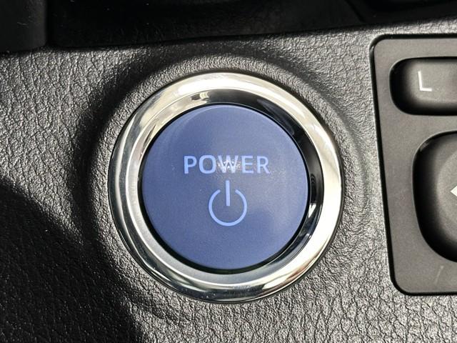 ヴィッツ ハイブリッドＦ　セーフティーエディションＩＩ　ワンオーナ　バックモニタ　衝突軽減　エアバッグ　スマートキ　ＥＳＣ　オートエアコン　ＤＶＤ再生可　ミュージックプレイヤー接続可　盗難防止装置　アイドリングストップ　ドライブレコーダー　フルセグＴＶ（13枚目）