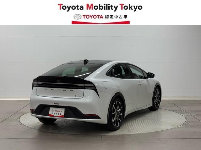 プリウス Ｚ　寒冷地仕様　衝突被害軽減ブレーキ　地デジ　アルミ　１オーナー　クルコン　アイドリングストップ　ＬＥＤライト　ＡＢＳ　Ｐシート　オートエアコン　バックカメラ　スマートキー　メモリーナビ　ドラレコ　ＥＴＣ（2枚目）