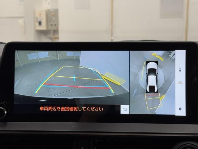 プリウス Ｚ　寒冷地仕様　衝突被害軽減ブレーキ　地デジ　アルミ　１オーナー　クルコン　アイドリングストップ　ＬＥＤライト　ＡＢＳ　Ｐシート　オートエアコン　バックカメラ　スマートキー　メモリーナビ　ドラレコ　ＥＴＣ（6枚目）