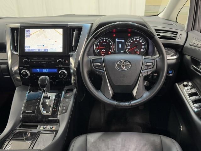 アルファード 2.5S Cパッケージ 両電動ドア Bモニタ 地デジ 1オーナー エアロ 定期点検記録簿 DVD再生可能 パノラマルーフ リアオートエアコン ナビテレビ 横滑り防止 クルコン AC100V電源 セキュリティ ETC車載器(4枚目)