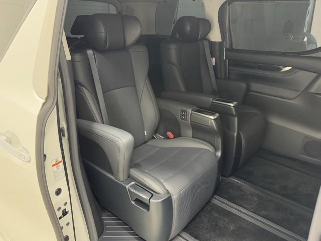 アルファード 2.5S Cパッケージ 両電動ドア Bモニタ 地デジ 1オーナー エアロ 定期点検記録簿 DVD再生可能 パノラマルーフ リアオートエアコン ナビテレビ 横滑り防止 クルコン AC100V電源 セキュリティ ETC車載器(18枚目)