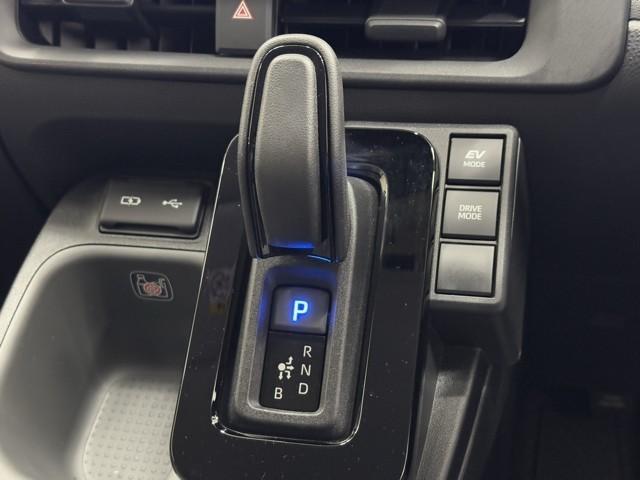 シエンタ ハイブリッドZ TSS エアバック キーレスエントリー ナビTV イモビライザー バックモニター LEDヘッドライト ETC車載器 横滑り防止 スマートキー オートエアコン サイドエアバッグ WSRS 3列シート(11枚目)