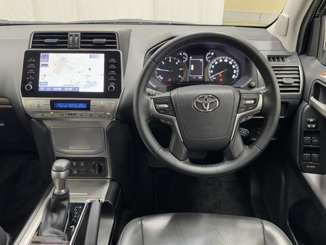 ランドクルーザープラド ＴＸ　Ｌパッケージ　マットブラックエディション　アルミ　３列　ＡＢＳ　ＥＴＣ車載器　電動シート　盗難防止装置　メモリーナビ　キーレス　ＬＥＤヘッドランプ　レザー　クルコン　パノラマルーフ　スマートエントリー　Ｂカメラ　エアコン　記録簿　４×４（4枚目）