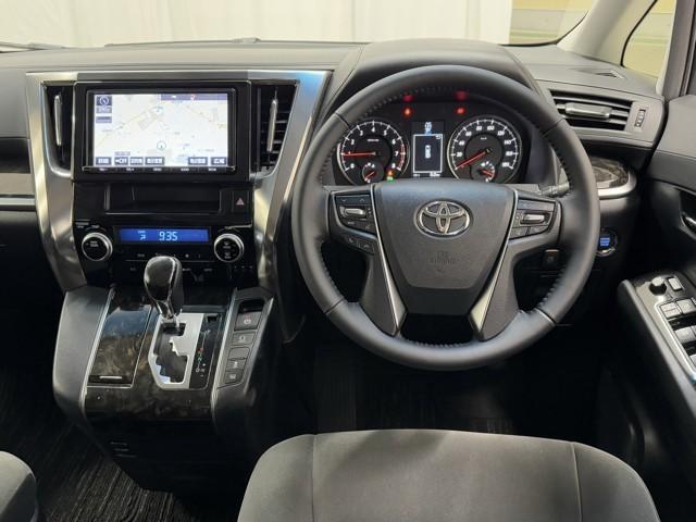 アルファード ２．５Ｓ　両側電動パワースライドドア　地上デジタル　Ｗエアコン　フルオートエアコン　盗難防止システム　横滑り防止　ＡＷ　ナビ＆ＴＶ　パワーステアリング　メモリナビ　点検記録簿　ＬＥＤランプ　１００Ｖ電源　ＥＴＣ（4枚目）