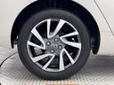 かっこいいホイールですね。 車のイメージを大きく左右するホイール部分はコダワリを持ちたいですね。