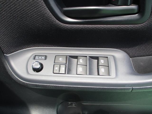 X 7人乗り 左オートドア LEDヘッドランプ(6枚目)
