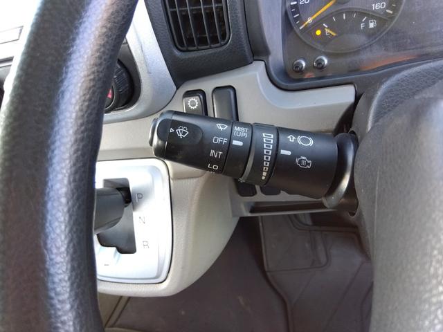 キャンター 　３．０Ｄターボ　アイチコーポレーション製高所作業車　ＳＢ１０Ａ　作業床９．７ｍ　ジャッキ自動セット　４６８０ｈ　オートマ車　社外ナビ　フルセグＴＶ　バックモニター　キーレス　集中ドアロック（22枚目）