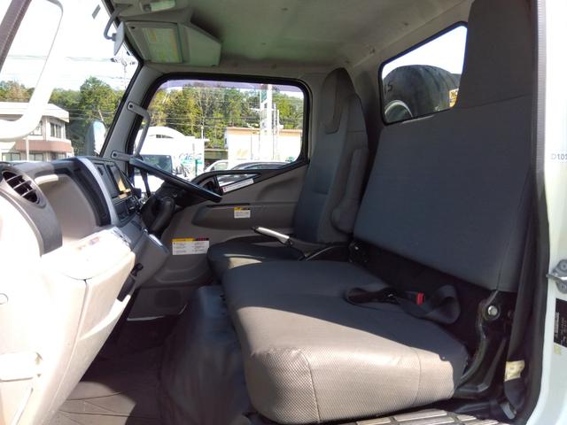 キャンター 　３．０Ｄターボ　アイチコーポレーション製高所作業車　ＳＢ１０Ａ　作業床９．７ｍ　ジャッキ自動セット　４６８０ｈ　オートマ車　社外ナビ　フルセグＴＶ　バックモニター　キーレス　集中ドアロック（26枚目）