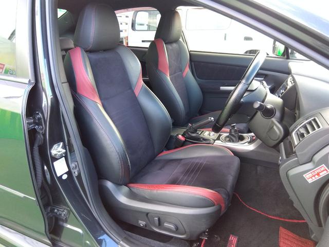 ＷＲＸ ＳＴＩ ＳＴＩ　６速マニュアル　純正ナビ　フルセグＴＶ　バックモニター　左サイドモニター　ＥＴＣ　ＬＥＤヘッドランプ　純正１８インチアルミ　ＢＳＭ　オートマチックハイビーム　スマートキー（10枚目）