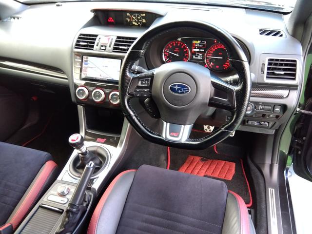 ＷＲＸ ＳＴＩ ＳＴＩ　６速マニュアル　純正ナビ　フルセグＴＶ　バックモニター　左サイドモニター　ＥＴＣ　ＬＥＤヘッドランプ　純正１８インチアルミ　ＢＳＭ　オートマチックハイビーム　スマートキー（13枚目）