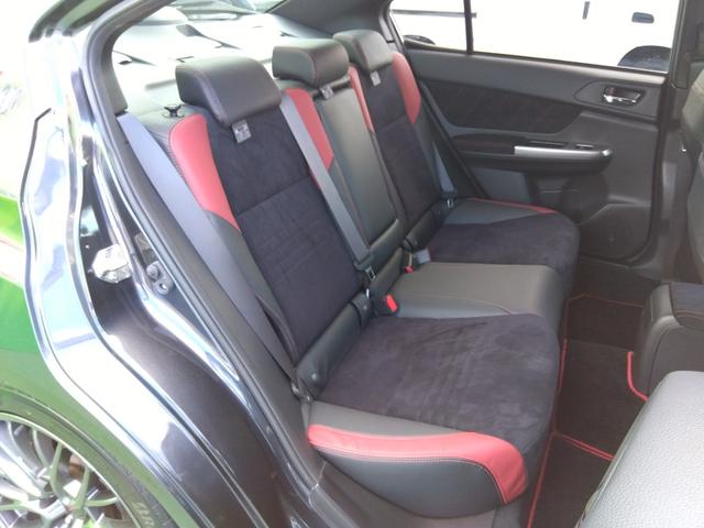 ＷＲＸ ＳＴＩ ＳＴＩ　６速マニュアル　純正ナビ　フルセグＴＶ　バックモニター　左サイドモニター　ＥＴＣ　ＬＥＤヘッドランプ　純正１８インチアルミ　ＢＳＭ　オートマチックハイビーム　スマートキー（30枚目）