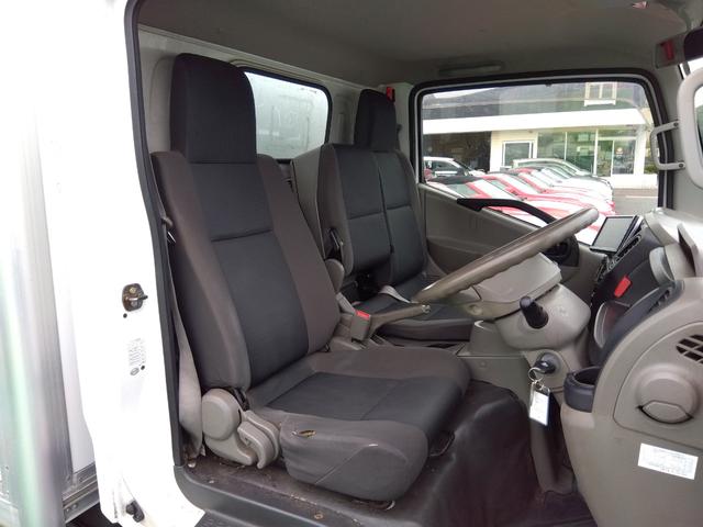 アトラストラック 　３．０Ｄターボ　パネルバン　ラッシングレール２段　積載１．３５ｔ　荷箱内寸約長さ３１４幅１６５高さ１９４　バックモニター　６ＡＭＴ　ＥＨＳ　左電格ミラー　ミラーヒーター　キーレス（5枚目）