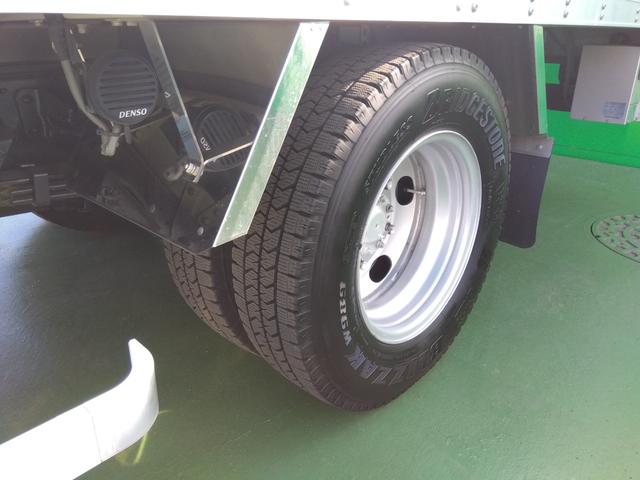 デュトロハイブリッド 4.0ハイブリッドDターボ 標準ロング 日本トレクス製アルミバン 積載2.8t 極東製垂直リフト リフト能力600kg バックモニター ProshiftV ESスタート 衝突軽減ブレーキ 車線逸脱警報(31枚目)