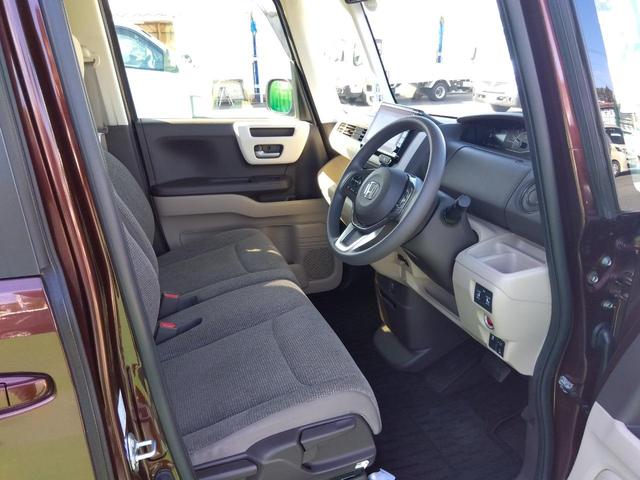 Ｎ－ＢＯＸ Ｇ・Ｌホンダセンシング　純正ナビ　フルセグＴＶ　バックモニター　ホンダセンシング　ＬＫＡＳ　両側オートスライドドア　ＬＥＤヘッドランプ　ビルトインＥＴＣ　前席シートヒーター　スマートキー（5枚目）