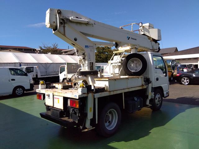 エルフトラック 　３．０Ｄターボ　タダノ製高所作業車　作業床１１．９ｍ　２０１７年１２月製造　１５０ｋｇ積　ジャッキ自動張出　アワーメーター「１４９１」　６速マニュアル　ＥＴＣ　左電格ミラー　キーレス　集中ドアロック（4枚目）