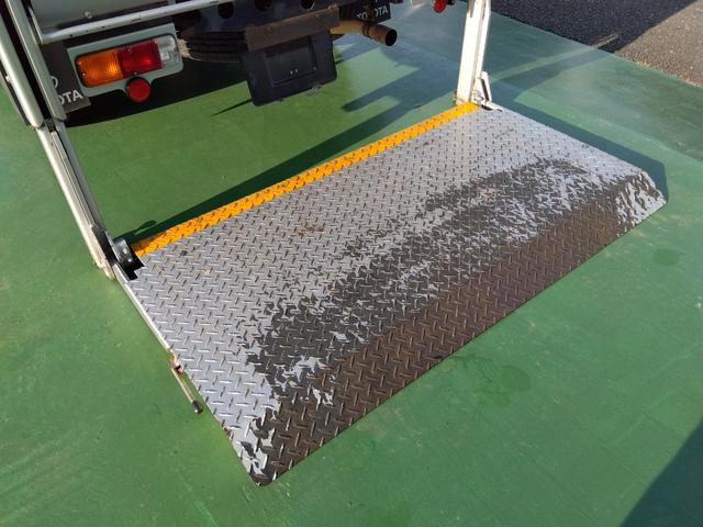 ダイナトラック シングルジャストロー　２．０ガソリン車　極東開発製パワーゲート　リフト６００ｋｇ　積載１．０５ｔ　荷台内寸長２８０幅１５９高３８　社外ナビＴＶ　ＥＴＣ（5枚目）