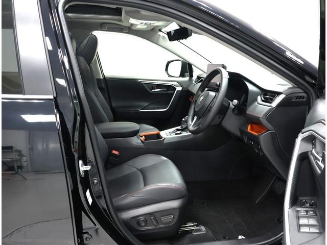 ＲＡＶ４ アドベンチャー　ワンオーナー　禁煙車　自動（衝突被害）ブレーキ　コネクティッドナビ　ドライブレコーダー　シートヒーター　ベンチレーション　ＥＴＣ２．０（13枚目）