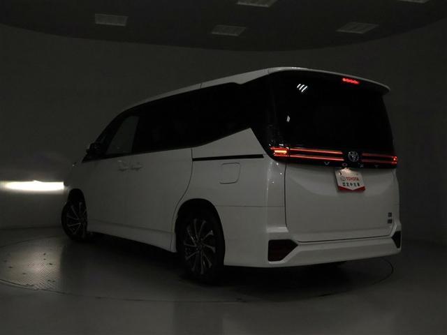 ヴォクシー ハイブリッドＳ－Ｚ　ワンオーナー　禁煙車　１０．５インチモニター　バックカメラ　両側電動スライドドア　シートヒーター　ドライブレコーダー　リア席モニター　パワーバックドア　オットマン　ＬＥＤヘッドライト（33枚目）