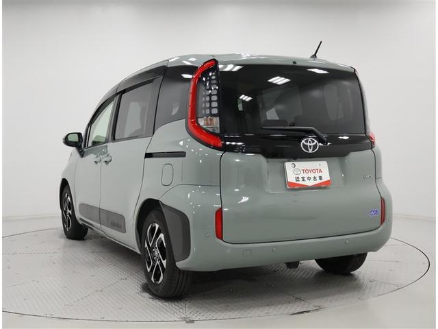 シエンタ ハイブリッドＺ　ワンオーナー　禁煙車　トヨタ認定中古車　自動（衝突被害）ブレーキ　１０．５インチモニター　パノラマミックビュー　ドライブレコーダー　ＥＴＣ２．０　両側電動スライドドア　サーキュレーター（2枚目）