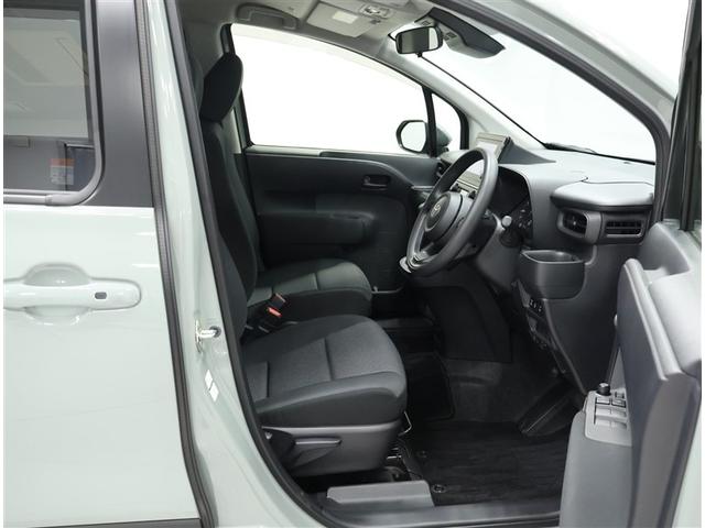 シエンタ Ｇ　ワンオーナー　禁煙車　トヨタ認定中古車　自動（衝突被害）ブレーキ　コネクティッドナビ　パノラマミックビュー　ＥＴＣ　両側電動スライドドア　ＬＥＤヘッドライト（13枚目）