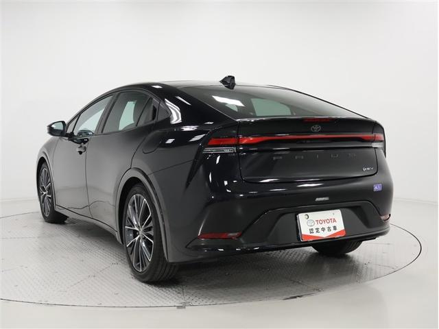 プリウス Ｚ　ワンオーナー　禁煙車　トヨタ認定中古車　自動（衝突被害）ブレーキ　コネクティッドナビ　デジタルインナーミラー　パワーバックドア　ＬＥＤヘッドライト（2枚目）