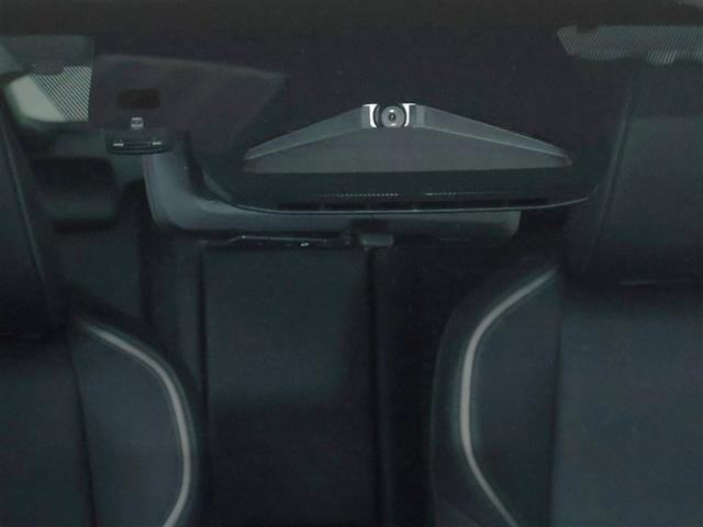 プリウス Ｚ　ワンオーナー　禁煙車　トヨタ認定中古車　自動（衝突被害）ブレーキ　コネクティッドナビ　デジタルインナーミラー　パワーバックドア　ＬＥＤヘッドライト（13枚目）