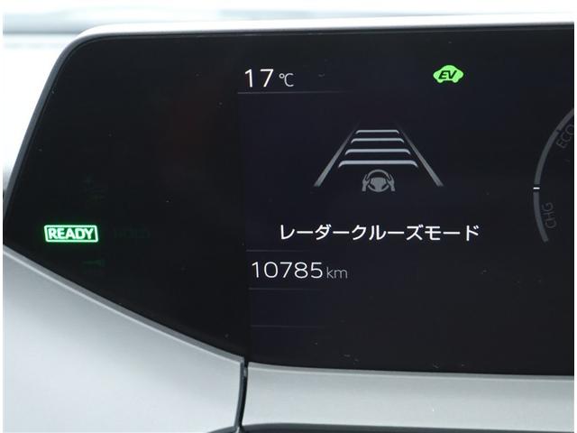 プリウス Ｚ　ワンオーナー　禁煙車　トヨタ認定中古車　自動（衝突被害）ブレーキ　コネクティッドナビ　デジタルインナーミラー　パワーバックドア　ＬＥＤヘッドライト（16枚目）