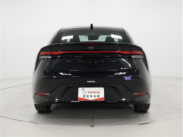 プリウス Ｚ　ワンオーナー　禁煙車　トヨタ認定中古車　自動（衝突被害）ブレーキ　コネクティッドナビ　デジタルインナーミラー　パワーバックドア　ＬＥＤヘッドライト（30枚目）