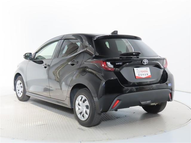 ヤリス Ｘ　ワンオーナー　禁煙車　トヨタ認定中古車　純正ナビゲーション　ドライブレコーダー　ハロゲンライト　スチールホイール　スマートキー（2枚目）