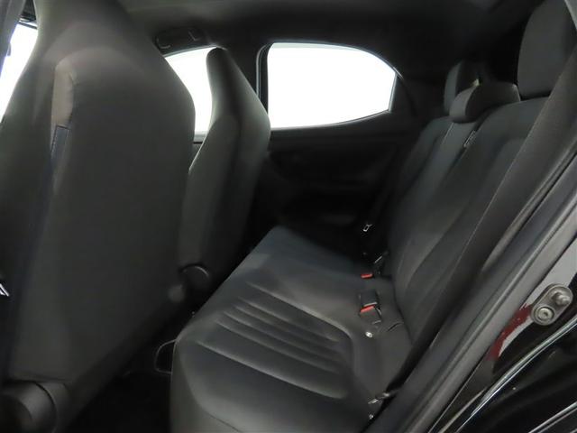 ヤリス Ｘ　ワンオーナー　禁煙車　トヨタ認定中古車　純正ナビゲーション　ドライブレコーダー　ハロゲンライト　スチールホイール　スマートキー（10枚目）