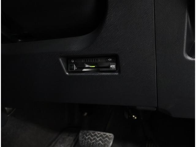 アクア クロスオーバー　ワンオーナー　禁煙車　トヨタ認定中古車　自動（衝突被害）ブレーキ　純正ナビゲーション　ＥＴＣ　ＬＥＤヘッドライト　スマートキー　純正１６インチアルミホイール（15枚目）