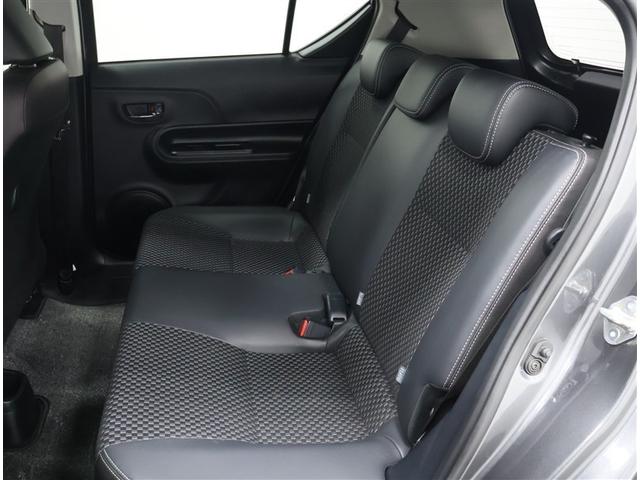 アクア クロスオーバー　ワンオーナー　禁煙車　トヨタ認定中古車　自動（衝突被害）ブレーキ　純正ナビゲーション　ＥＴＣ　ＬＥＤヘッドライト　スマートキー　純正１６インチアルミホイール（17枚目）