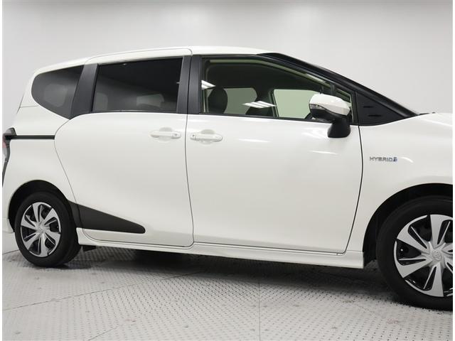 シエンタ ハイブリッドＧ　クエロ　ワンオーナー　禁煙車　トヨタ認定中古車　自動（衝突被害）ブレーキ　純正ナビゲーション　パノラマミックビュー　ＥＴＣ　両側電動スライドドア　ＬＥＤヘッドライト（28枚目）